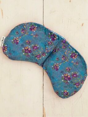 Natural Life Weighted Eye Mask “Deep Breath” NWT